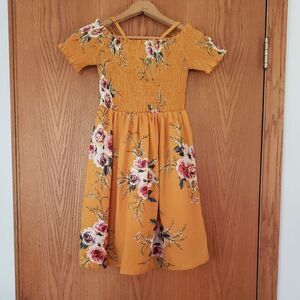 Beautiful Arshiner Cold Shoulder Floral Tafetta Dress - Marigold Color Sz 10